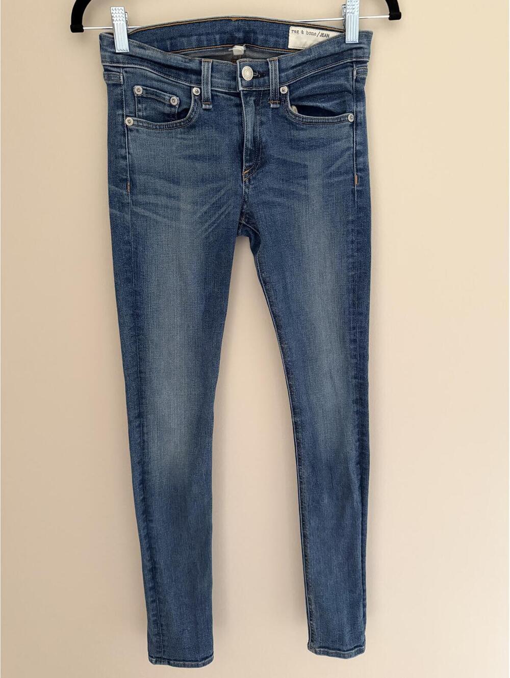 26 Rag & Bone skinny, 8” lower rise
